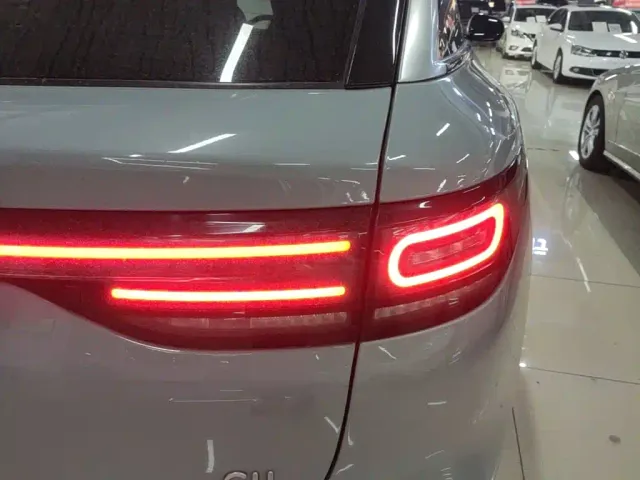 Leapmotor C11 — Фото автомобиля 7