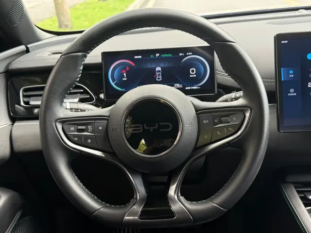 BYD Seal 06 — Фото автомобиля 10