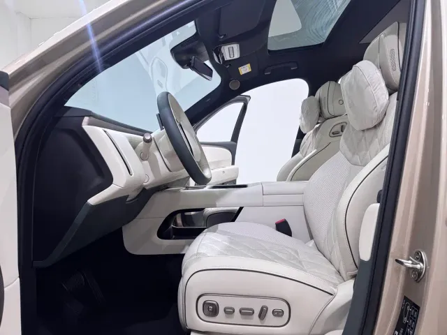 Li Auto L9 — Фото автомобиля 7