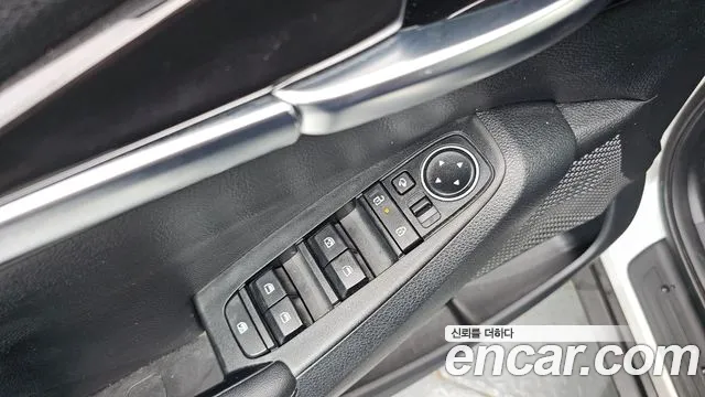 Kia Seltos — Фото автомобиля 19