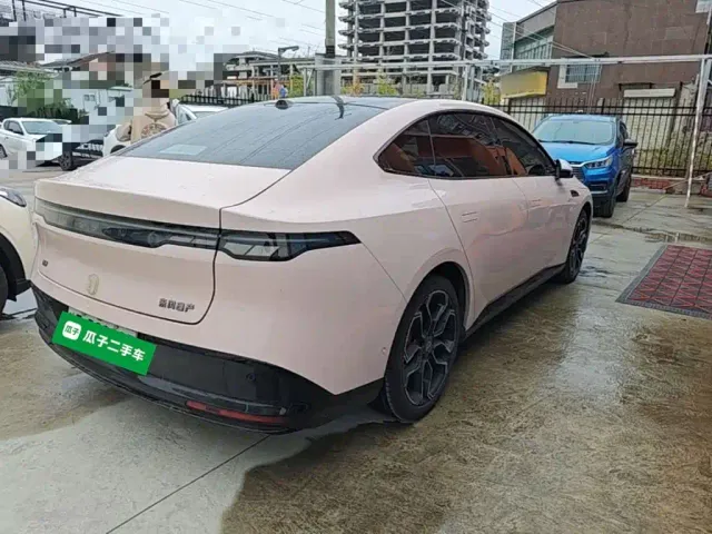 Nissan N7 — Фото автомобиля 6