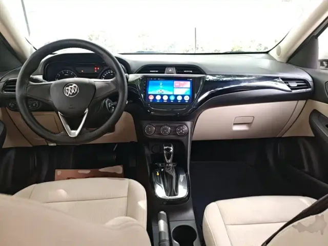 Buick Excelle — Фото автомобиля 9
