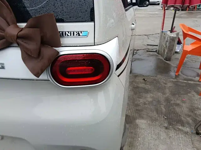 Wuling Hongguang Mini EV — Фото автомобиля 7