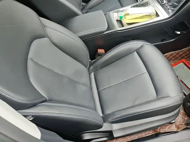 Roewe RX5 — Фото автомобиля 19