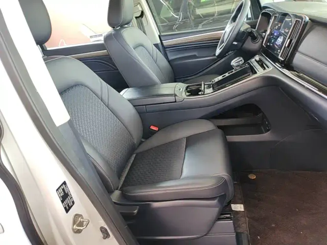 GAC Trumpchi M8 — Фото автомобиля 24