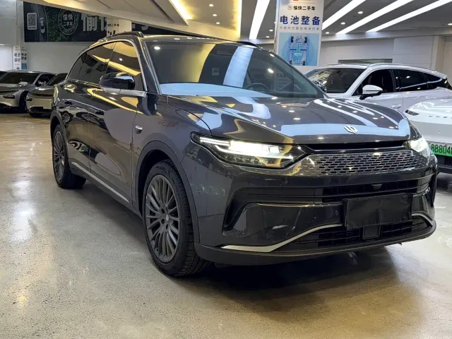 Leapmotor C11 — Фото автомобиля 3