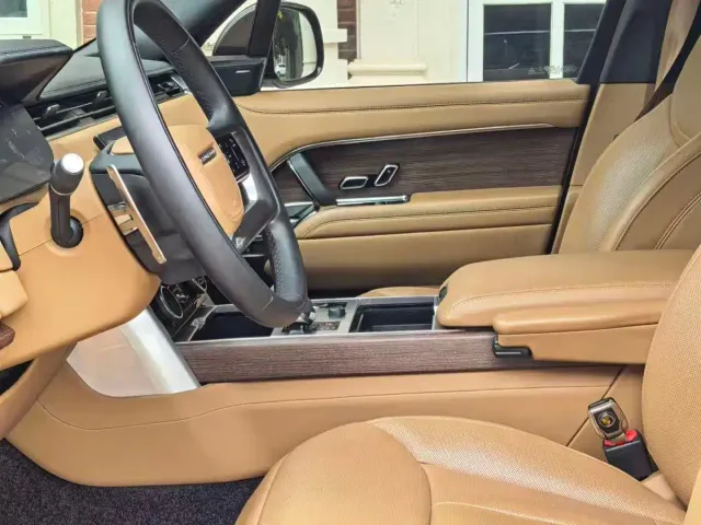 Land Rover Range Rover — Фото автомобиля 8