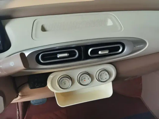 Wuling Hongguang Mini EV — Фото автомобиля 12