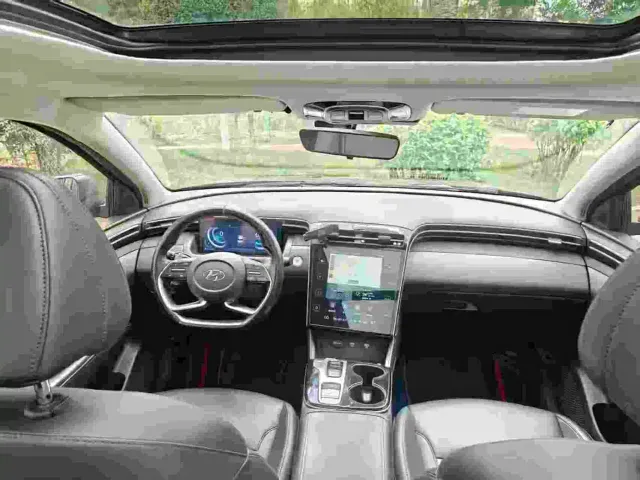 Hyundai Tucson — Фото автомобиля 3