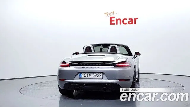 Porsche 718 — Фото автомобиля 4