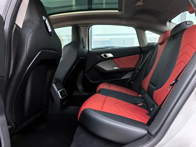 BMW 2 Series — Фото автомобиля 13