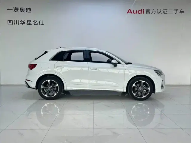 Audi Q3 — Фото автомобиля 3