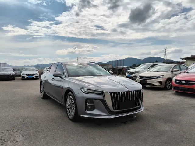 Hongqi H5 — Фото автомобиля 2