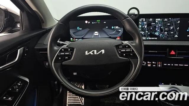 Kia EV6 — Фото автомобиля 11