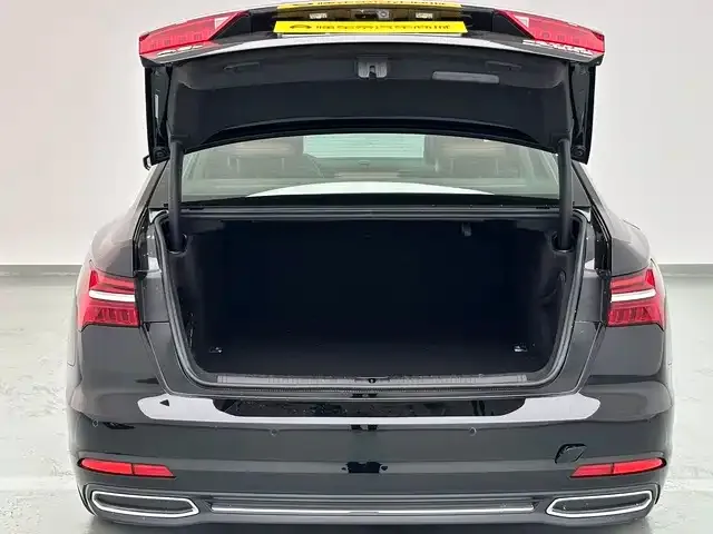 Audi A6L — Фото автомобиля 13