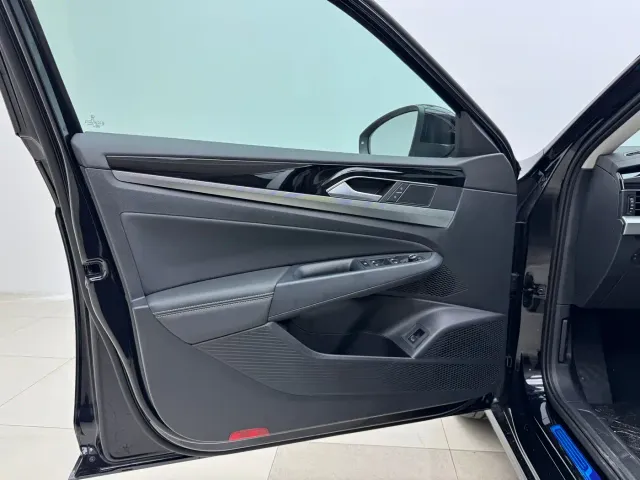Volkswagen Passat — Фото автомобиля 7