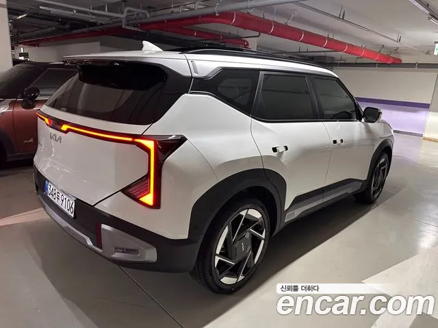 Kia Seltos Seltos 2 поколение Бензин 1.6T 2WD — Фото автомобиля 2