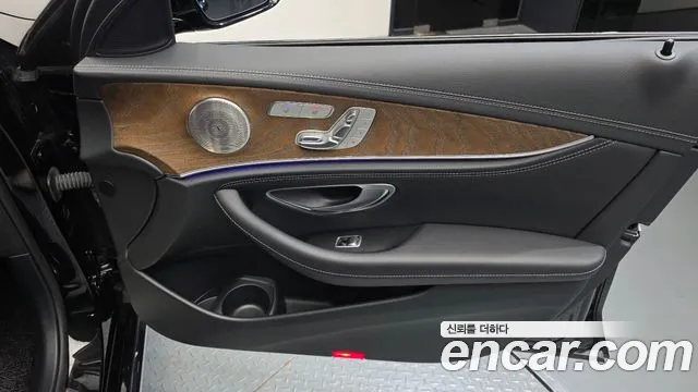 Mercedes-Benz E-Class W213 — Фото автомобиля 14