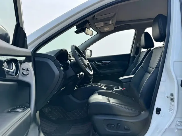 Nissan X-Trail — Фото автомобиля 10