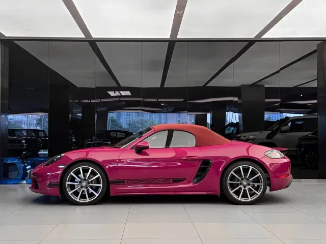 Porsche 718 — Фото автомобиля 4