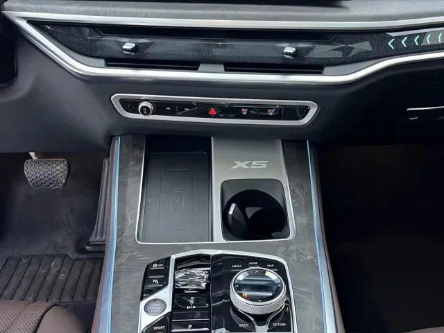 BMW X5 — Фото автомобиля 9