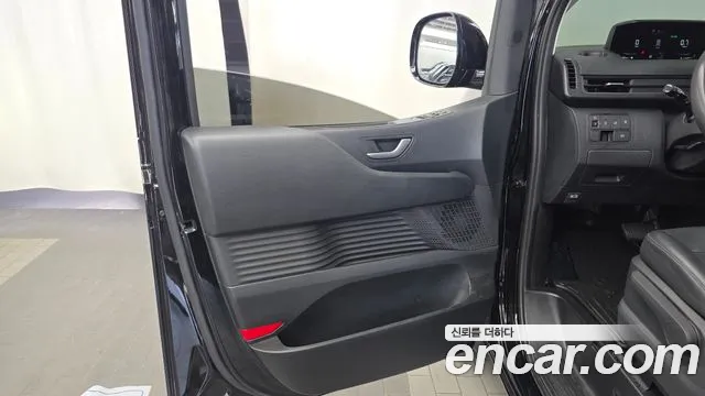 Hyundai Staria — Фото автомобиля 24