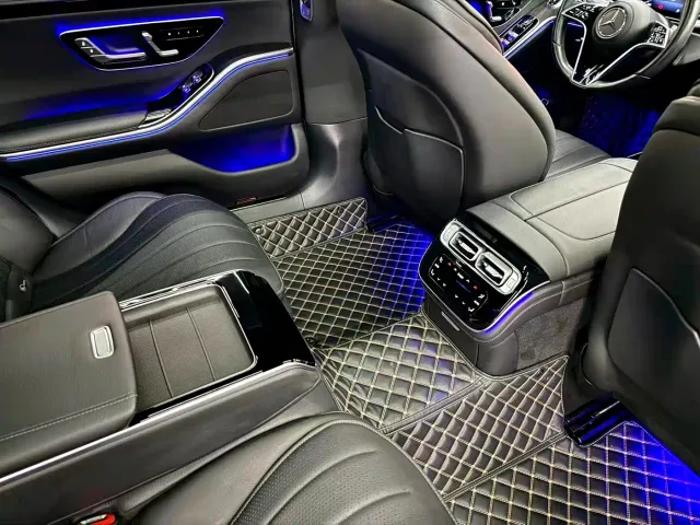 Mercedes-Benz S-Class — Фото автомобиля 12