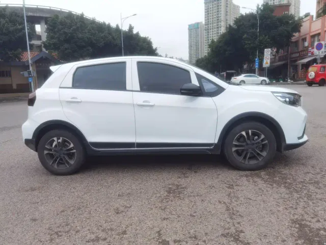 Geely Geometry EX3 Kung Fu Bull — Фото автомобиля 6