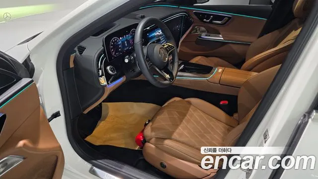 Mercedes-Benz E-Class W214 — Фото автомобиля 18