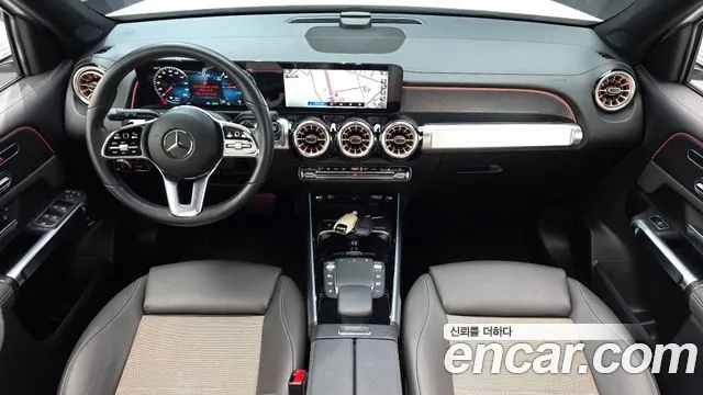Mercedes-Benz EQB X243 — Фото автомобиля 10