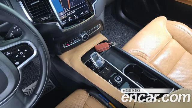 Вольво XC90 XC90 2 поколение B6 Inscription — Фото автомобиля 9