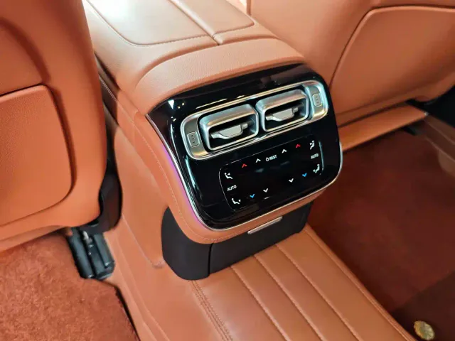 Mercedes-Benz S-Class — Фото автомобиля 7