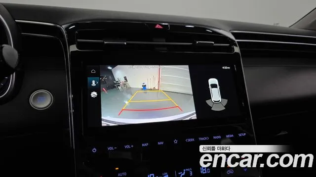 Hyundai Tucson Tucson (NX4) Дизель 2.0 4WD — Фото автомобиля 17