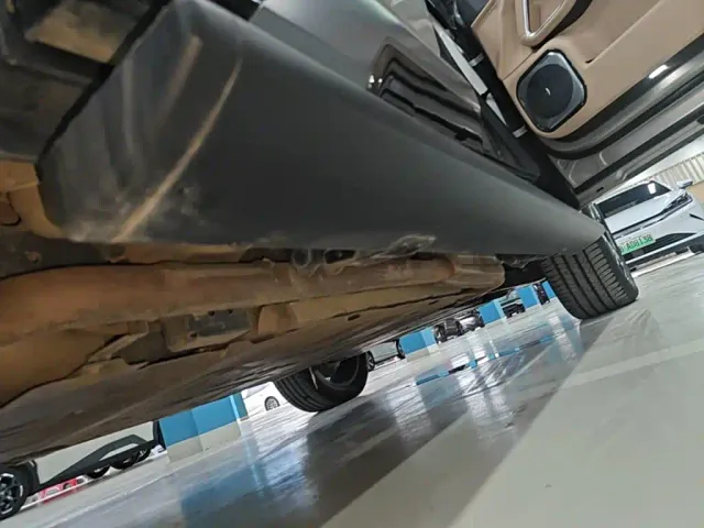 BYD FangChengBao Leopard 8 — Фото автомобиля 20