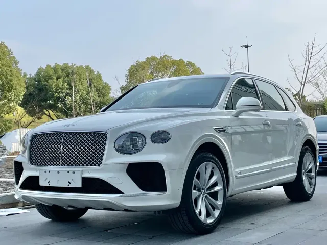 Фотография автомобиля — Bentley Bentayga