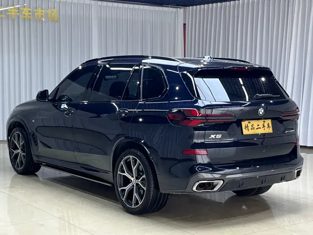 BMW X5 — Фото автомобиля 6