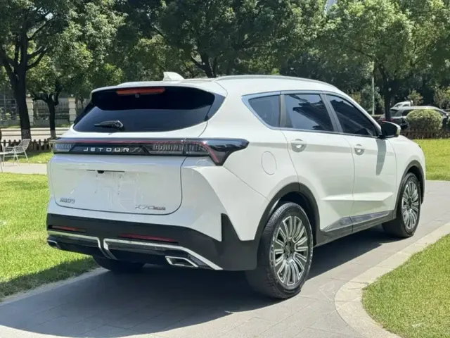 Jetour X70 Plus — Фото автомобиля 9
