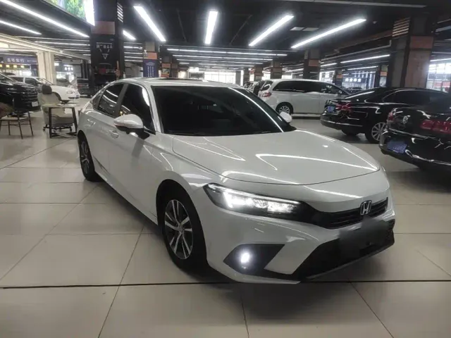 Honda Civic — Фото автомобиля 3