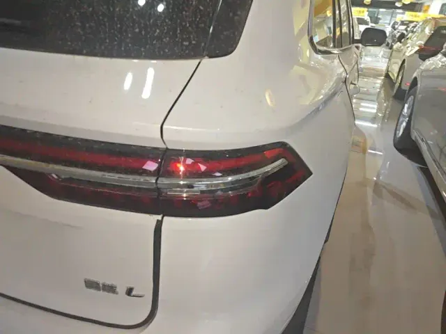 Geely Xingyue L — Фото автомобиля 7