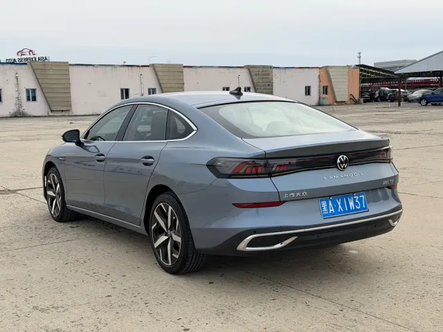Volkswagen Lamando — Фото автомобиля 5