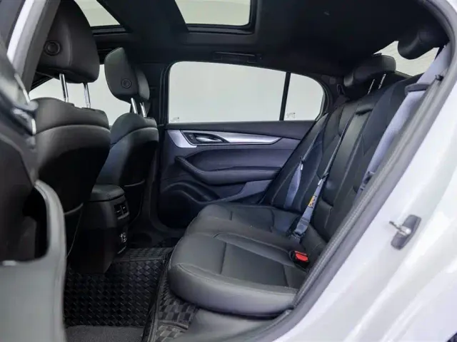 Cadillac CT5 — Фото автомобиля 10