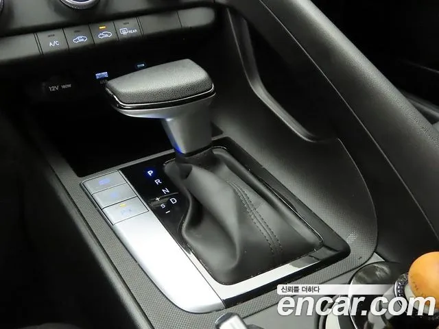 Hyundai Avante CN7 — Фото автомобиля 10