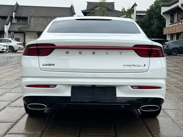 Geely Xingrui — Фото автомобиля 5
