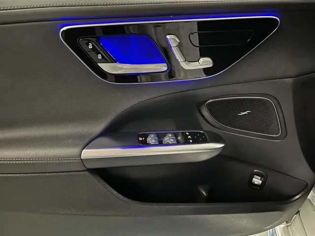 Mercedes-Benz C-Class — Фото автомобиля 10