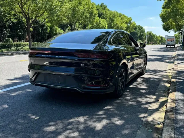 BYD Han 2022 EV Genesis Edition 715KM FWD Premium — Фото автомобиля 15