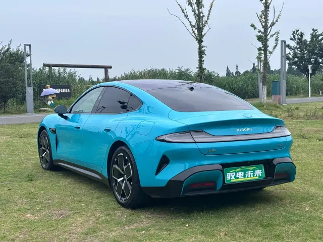 Xiaomi SU7 — Фото автомобиля 7