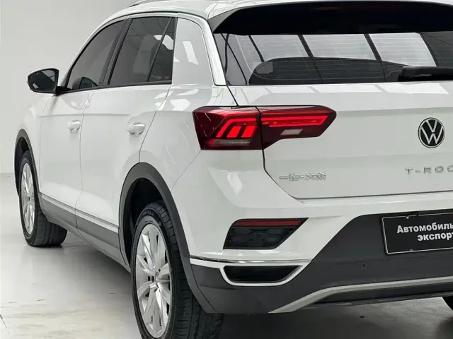 Volkswagen T-Roc — Фото автомобиля 16