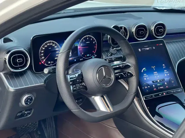Mercedes-Benz C-Class — Фото автомобиля 7