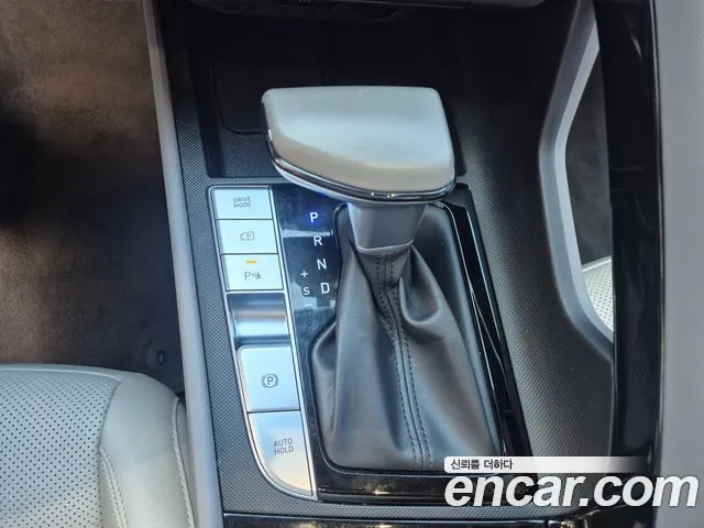 Hyundai Avante CN7 — Фото автомобиля 11
