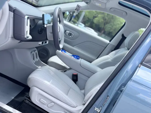 Leapmotor B10 — Фото автомобиля 7